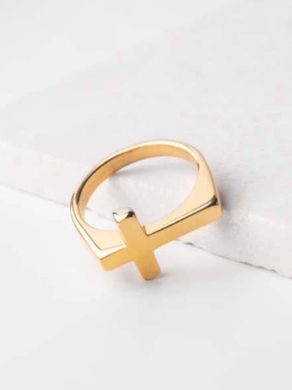 Plunder Design Dahlia June Gold Tone Cross Women's Ring Size 10 NWOT